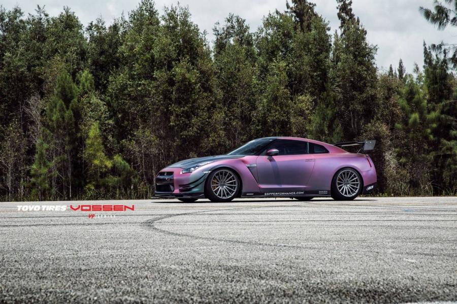  Nissan GT-R by Vossen 2014 года  (фото 11 из 18)